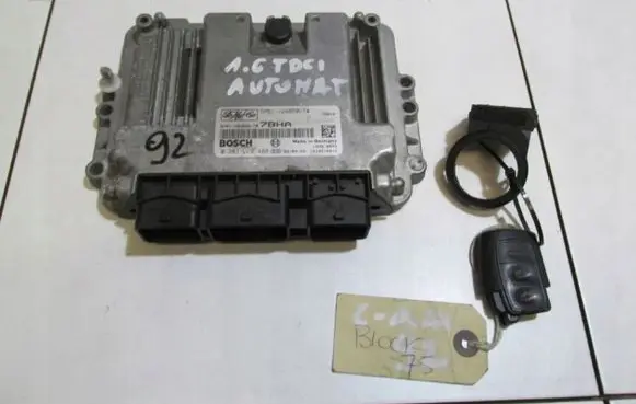 Ford Focus Engine control unit/module 5M5112A650TB