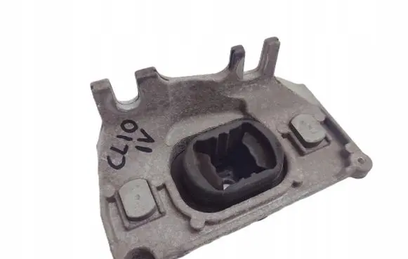 Renault Clio IV Gearbox mounting bracket 