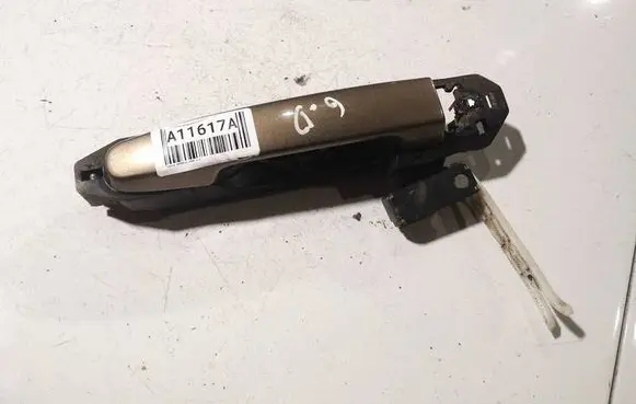 Toyota Avensis T250 Front door exterior handle