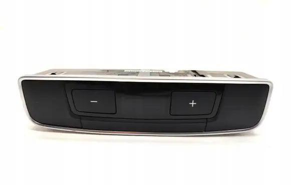 Audi A5 Climate control unit 8W0919158