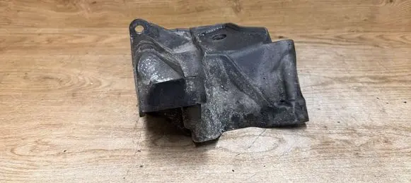 Volvo XC60 Engine mounting bracket 6G926P096FO