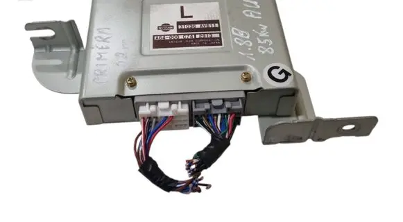 Nissan Primera Gearbox control unit/module 31036AV611 A64000C74