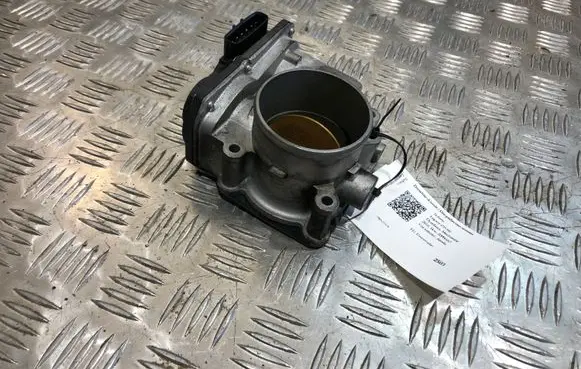 Subaru Legacy Throttle valve 16112AA260