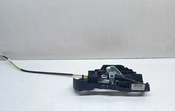 BMW 5 F10 F11 Rear door exterior handle/bracket 7175650
