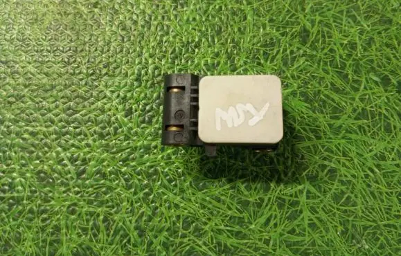 BMW X5M E70 Airbag deployment crash/impact sensor 6911003 0285003900 090911