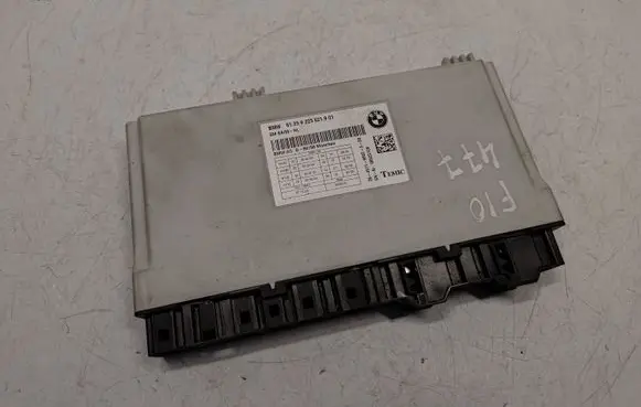 BMW 5 F10 F11 Seat control module 61359225621