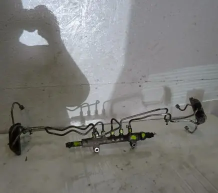 Subaru Legacy Fuel main line pipe