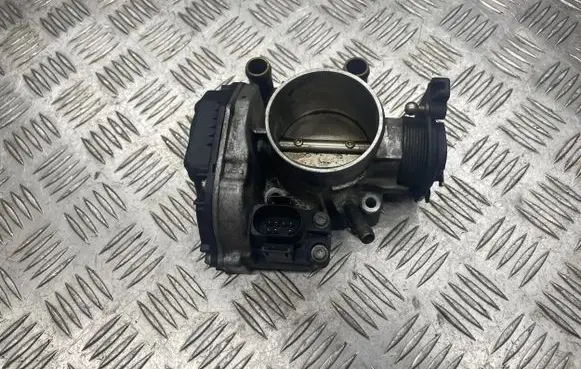 Audi A4 S4 B5 8D Throttle valve 058133063H 408237212002 162798