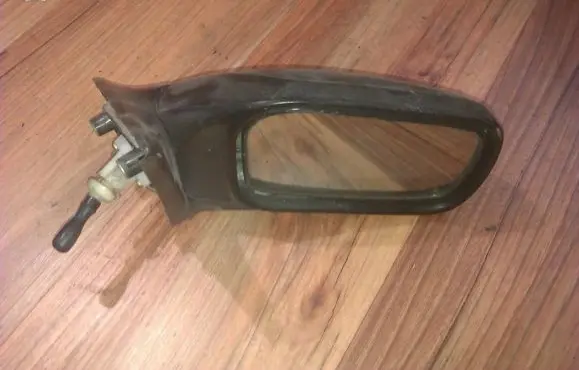 Nissan Sunny Front door electric wing mirror