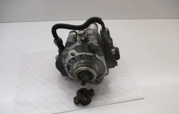 Mazda CX-5 Fuel injection high pressure pump 2940001663 SH0113800D SH01