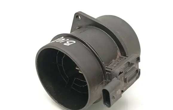 Mercedes-Benz A W176 Mass air flow meter A6450900048 5WK98101