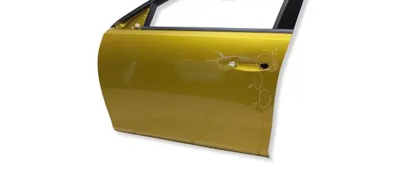Opel Astra L Front door 