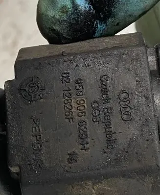 Audi A6 S6 C7 4G Turbo solenoid valve 059906629