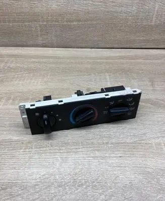 Ford Explorer Climate control unit 3441F57HAD F57HAD F57H19C733AB