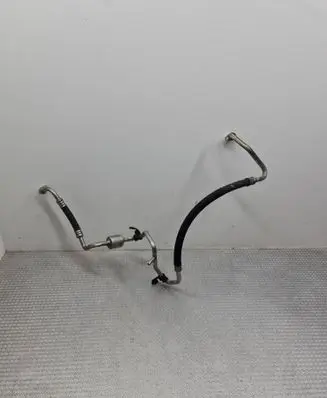 Renault Clio III Air conditioning (A/C) pipe/hose 8200915558