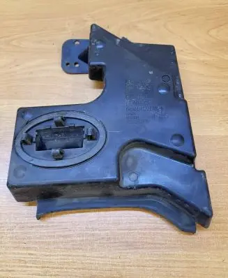 Volvo XC70 Other engine bay part 6G9N022B19A M0N7A