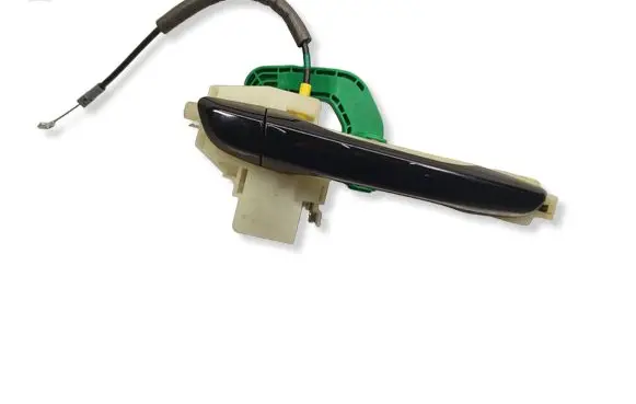 Hyundai i30 fastback Rear door handle trim 