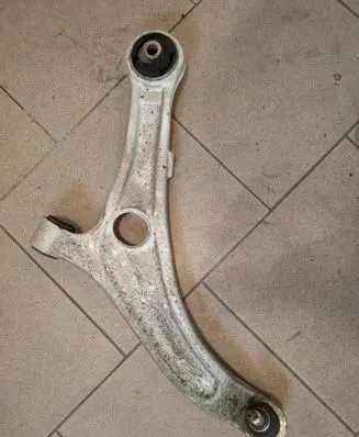 Hyundai i40 Front lower control arm/wishbone