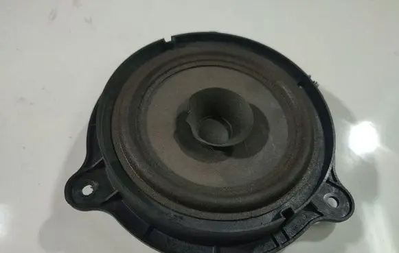 Nissan Primera Front door speaker 28156AV700 28156-AV700