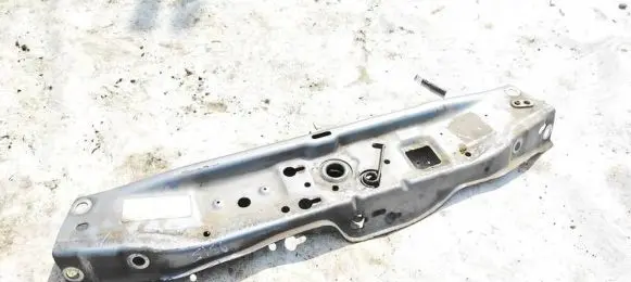 Opel Astra H Radiator support slam panel