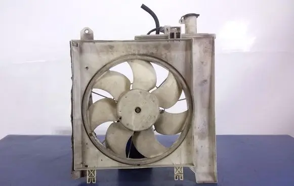 Toyota Aygo AB10 Electric radiator cooling fan 5020377