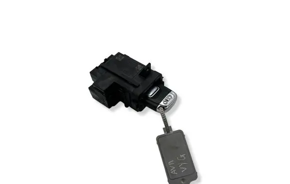 Audi A4 S4 B8 8K Ignition lock 8K0909131D 21065022 3330450102