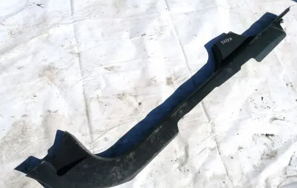 Opel Astra H Front sill trim cover 13113980