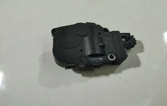 Citroen C4 Grand Picasso Air flap motor/actuator A21200600
