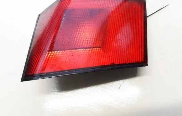 Mitsubishi Carisma Tailgate rear/tail lights 292002 MB9521