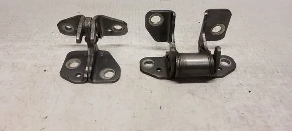 Jeep Grand Cherokee Rear door hinge set 85574F