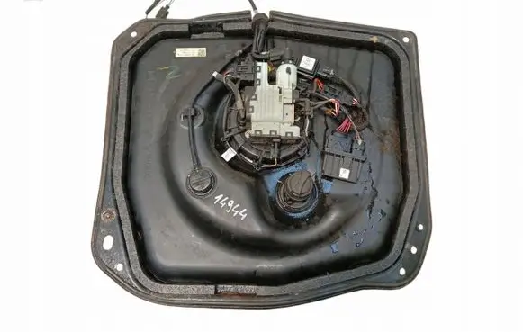 Volkswagen PASSAT AdBlue liquid reservoir F01C190013