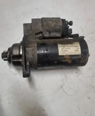 Volkswagen Golf IV Starter motor 0001125042 20120618 C3000