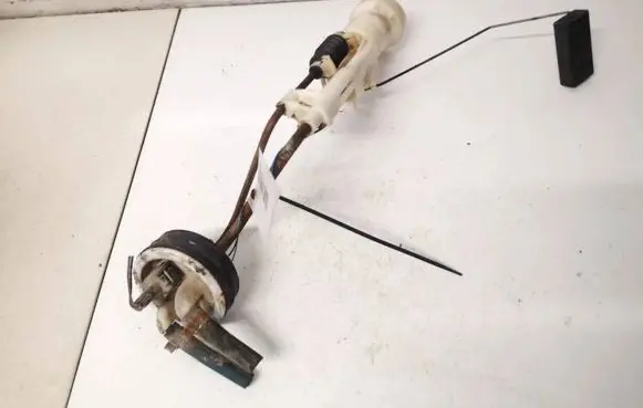 Volkswagen PASSAT B3 Fuel level sensor 333919051