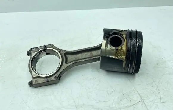 BMW 3 F30 F35 F31 Piston with connecting rod