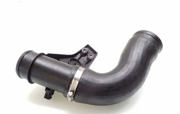 Mercedes-Benz Sprinter W901 W902 W903 W904 Intercooler hose/pipe A9015284782