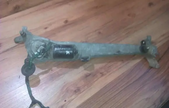 Honda Accord Front wiper linkage and motor