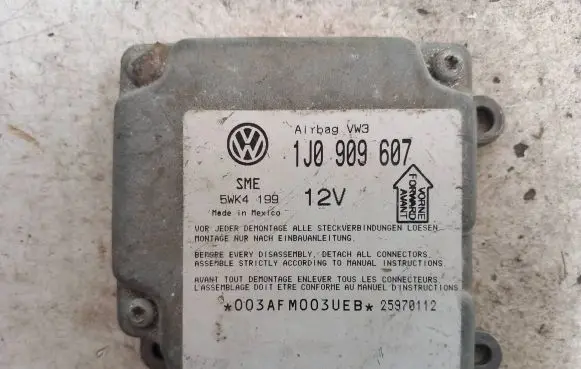 Volkswagen PASSAT B5 Airbag control unit/module 1J0909607 25970112 5WK4199