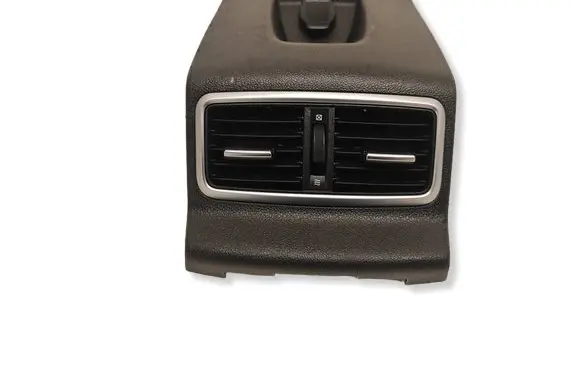 Renault Megane IV Rear air vent grill 969308372R M50209 BE7E