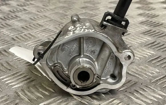 Mercedes-Benz E W212 Vacuum pump GD01497 AC46000