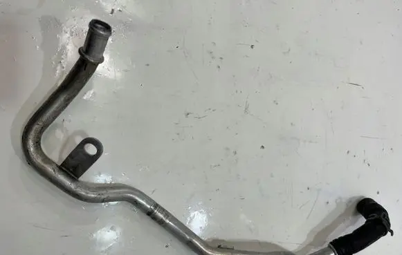 Audi A8 S8 D4 4H Engine coolant pipe/hose 4H0121481P | 888.119.536