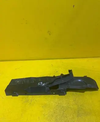 Ford C-MAX I Fender mounting bracket 3M51R02477