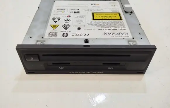 Volkswagen Golf VII Navigation unit CD/DVD player 5G0035020E