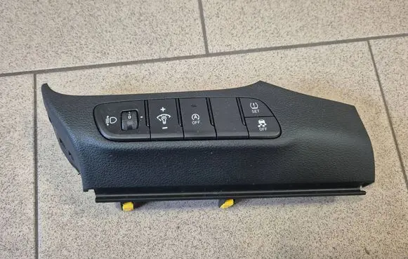 Hyundai i30 Headlight level height control switch 93750G4090