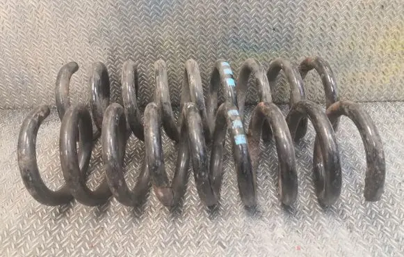 Mercedes-Benz C W203 Set of springs and shock absorbers (Front and rear) 