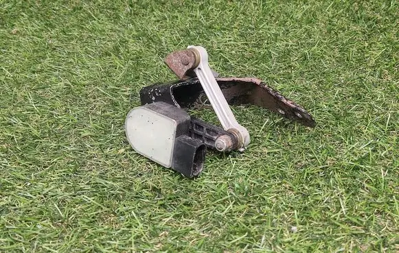Volkswagen Touareg I Yaw turn rate sensor 4E0907503C 4E0616572D