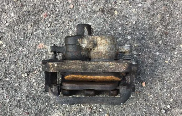 Land Rover Range Rover Sport L320 Front brake caliper OEM
