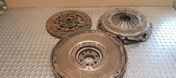 Ford Focus Clutch set kit AV61-6477-CF