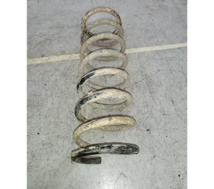 Nissan Terrano Rear coil spring