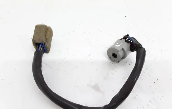 Mitsubishi Pajero Sport I Ignition lock contact NOCODE