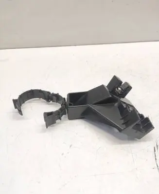Citroen DS7 Crossback Other engine bay part 9803068180